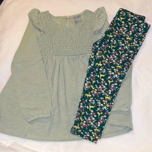Girl’s top and leggings set